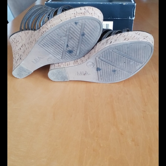 Mia wedge shoes in army green - Picture 5 of 5